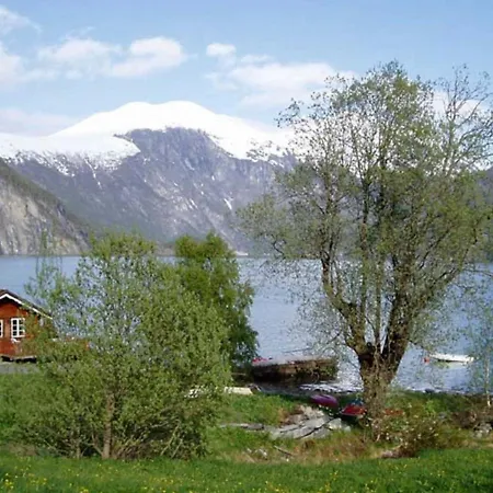 Two-bedroom In Valldal 1 Eidsdal