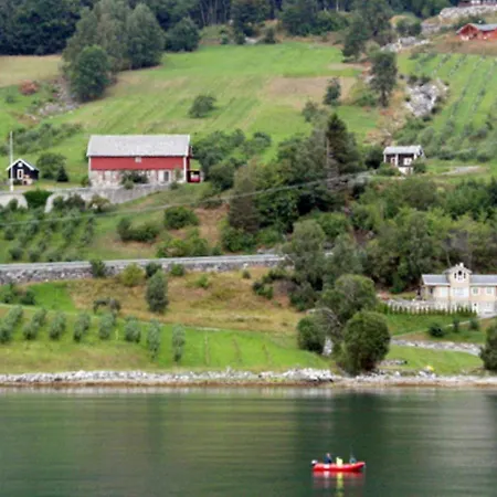 Two-bedroom In Valldal 1 Holiday home Eidsdal