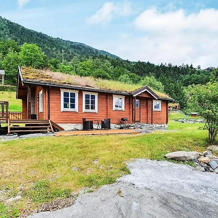 Σπίτι διακοπών Two-bedroom In Valldal 1